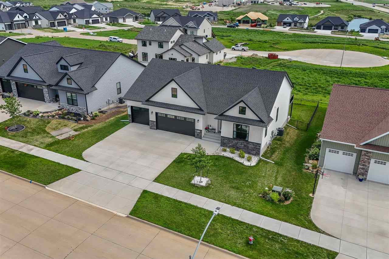 1404 Green Oak Pass Tiffin IA 52340