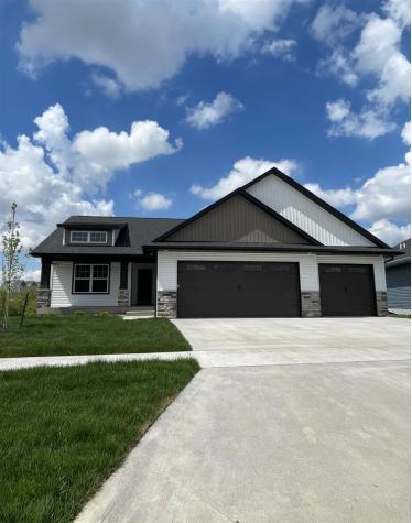 1942 Coquina Avenue Tiffin IA 52340