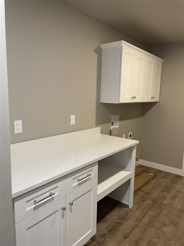 1942 Coquina Avenue Tiffin IA 52340
