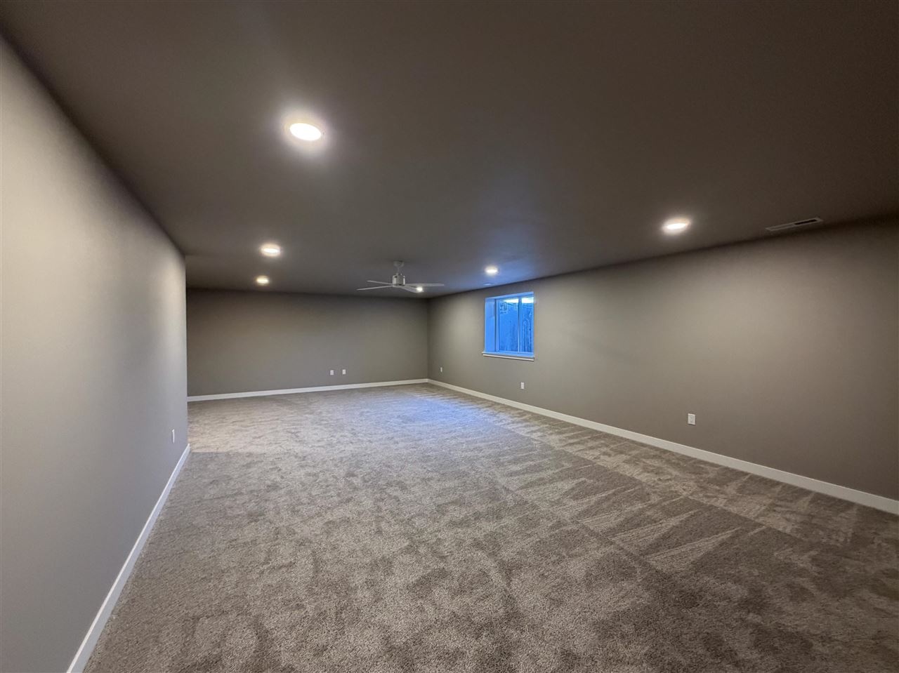 1942 Coquina Avenue Tiffin IA 52340