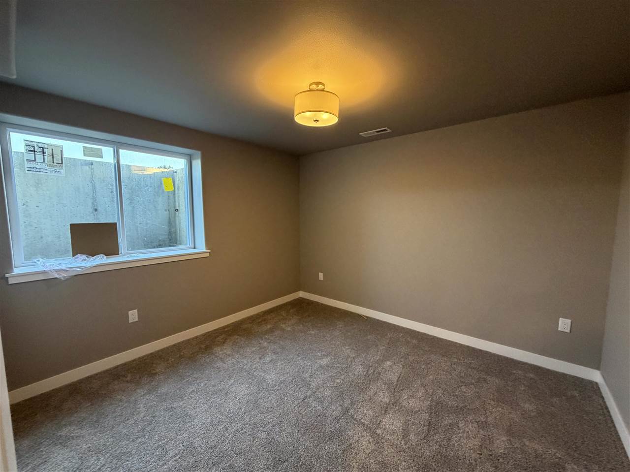 1942 Coquina Avenue Tiffin IA 52340