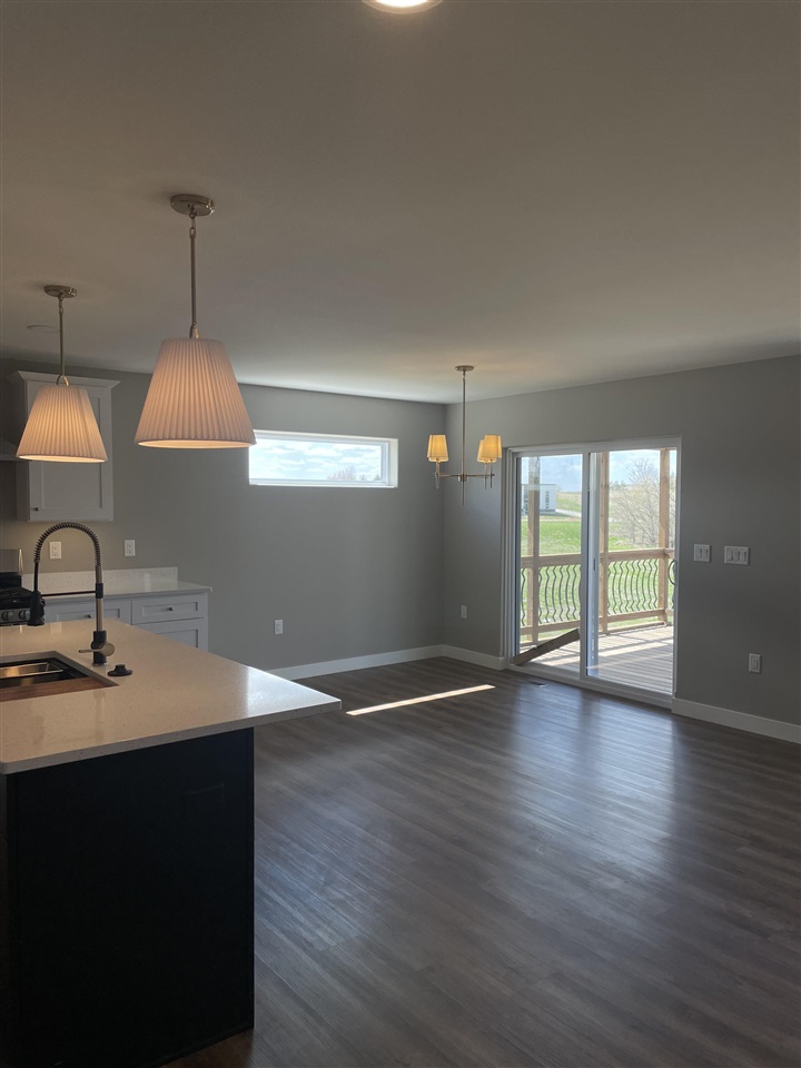 1942 Coquina Avenue Tiffin IA 52340
