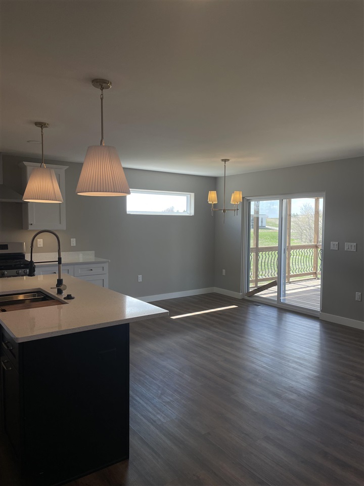 1942 Coquina Avenue Tiffin IA 52340