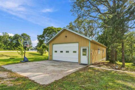 2750 Fern Cliff Road Wayland IA 52654
