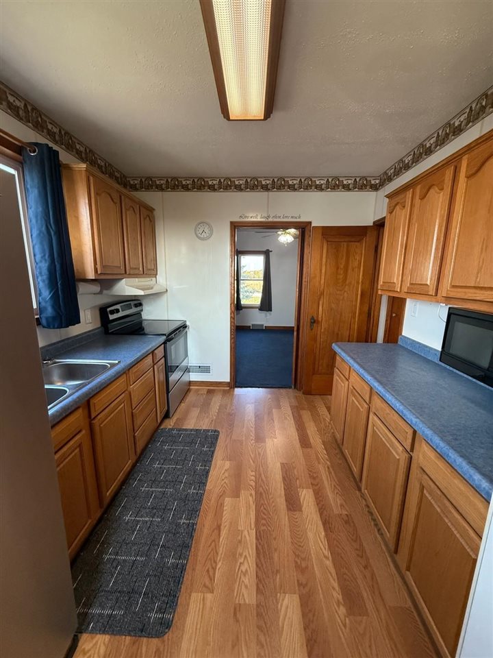 20177 173rd Avenue Sigourney IA 52591