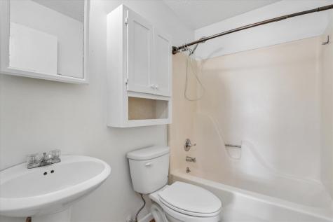 20 N Dubuque North Liberty IA 52317