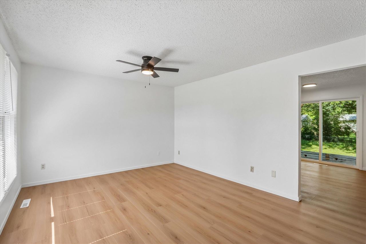 20 N Dubuque North Liberty IA 52317