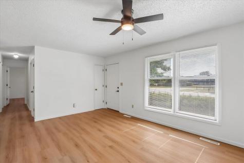20 N Dubuque North Liberty IA 52317