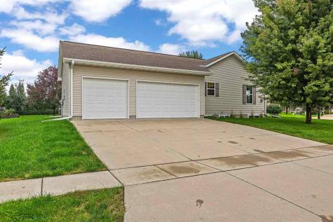 805 Raymond Drive Solon IA 52333