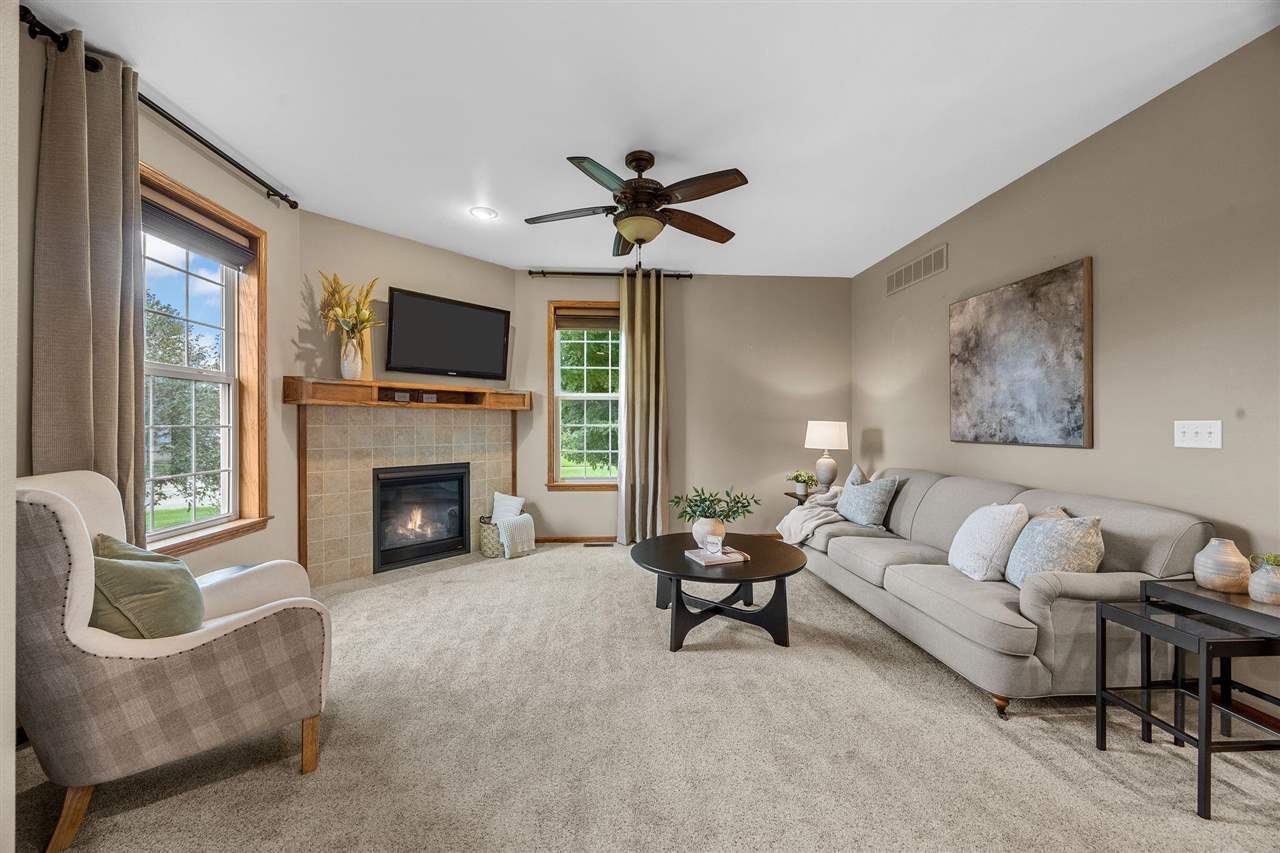 805 Raymond Drive Solon IA 52333