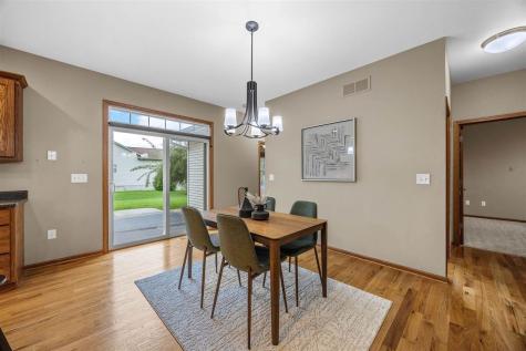 805 Raymond Drive Solon IA 52333