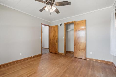 109 W Broad Street North English IA 52316