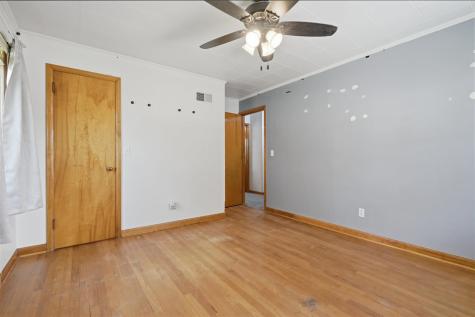 109 W Broad Street North English IA 52316