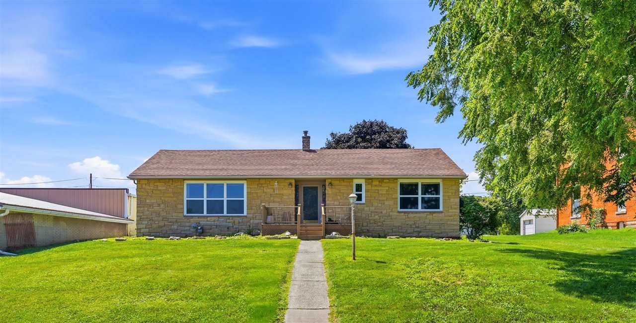 109 W Broad Street North English IA 52316