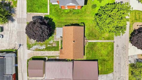 109 W Broad Street North English IA 52316