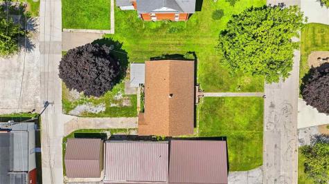 109 W Broad Street North English IA 52316