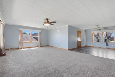 109 W Broad Street North English IA 52316