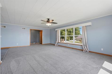 109 W Broad Street North English IA 52316