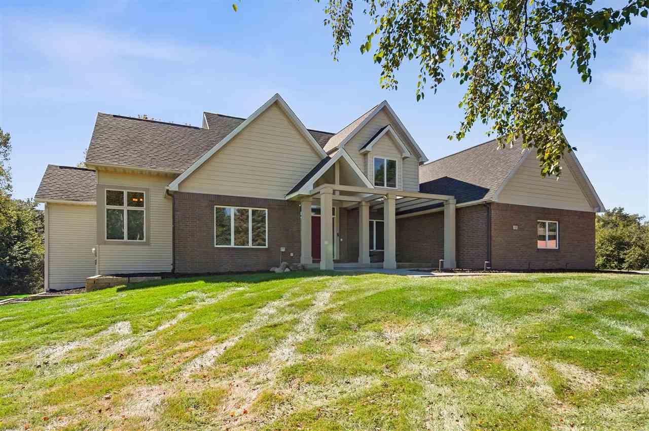 53 Burr Oak Court Iowa City IA 52246