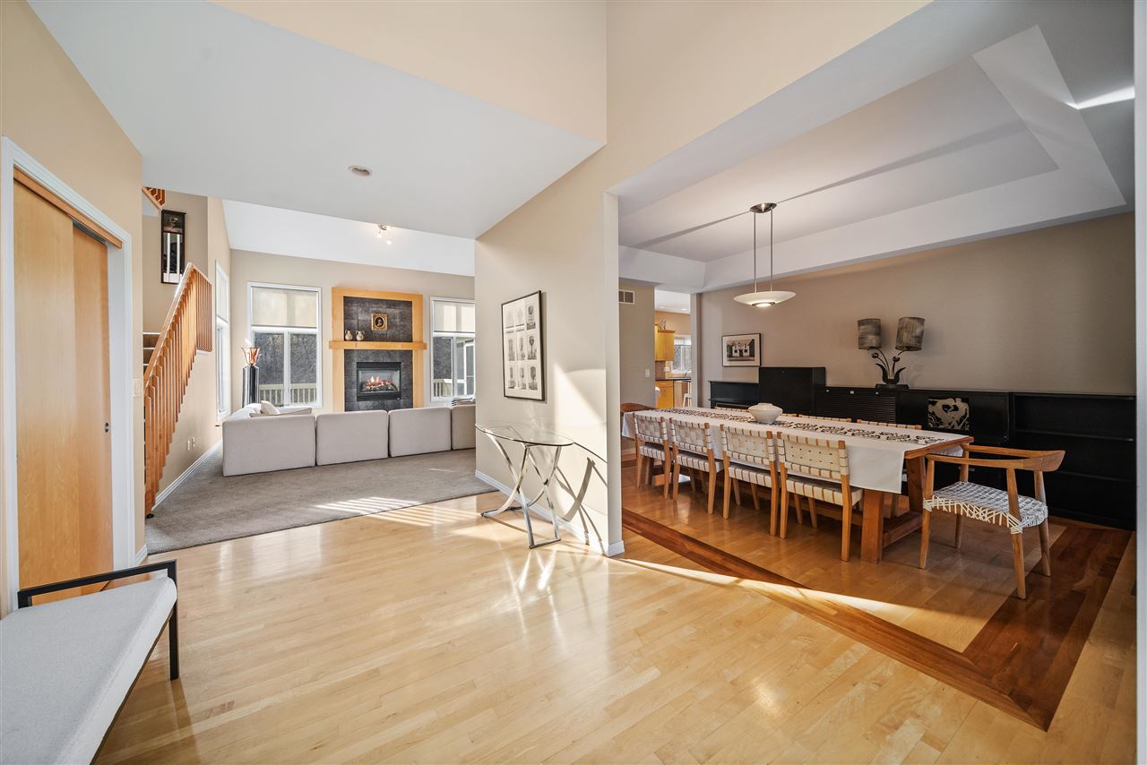 53 Burr Oak Court Iowa City IA 52246