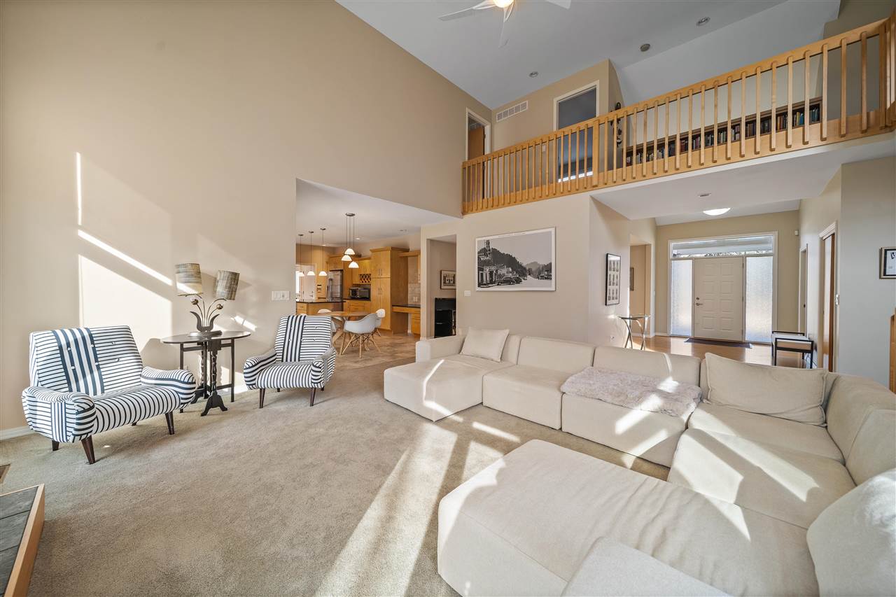 53 Burr Oak Court Iowa City IA 52246