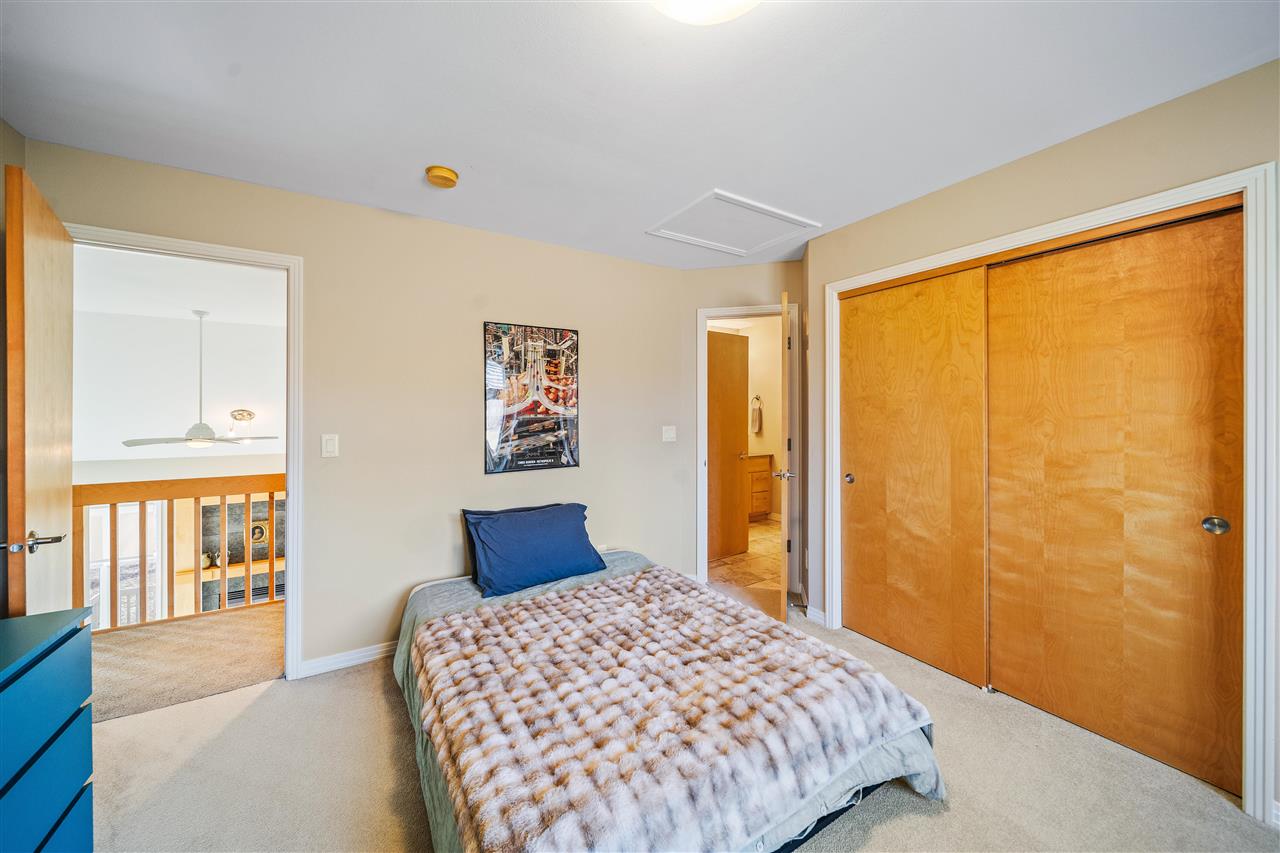 53 Burr Oak Court Iowa City IA 52246
