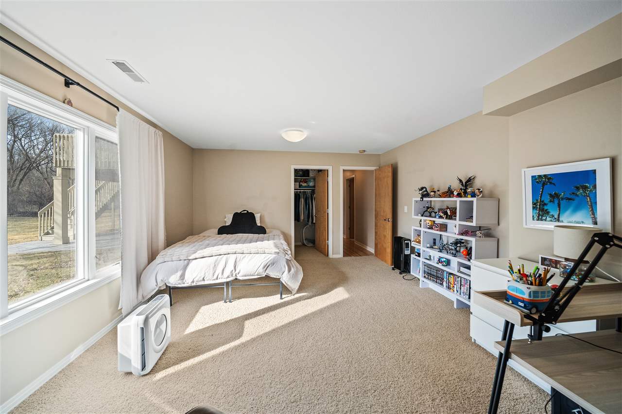 53 Burr Oak Court Iowa City IA 52246
