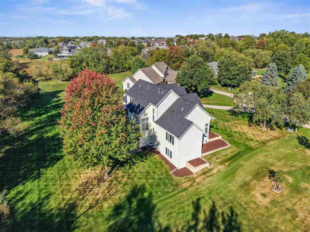 53 Burr Oak Court Iowa City IA 52246