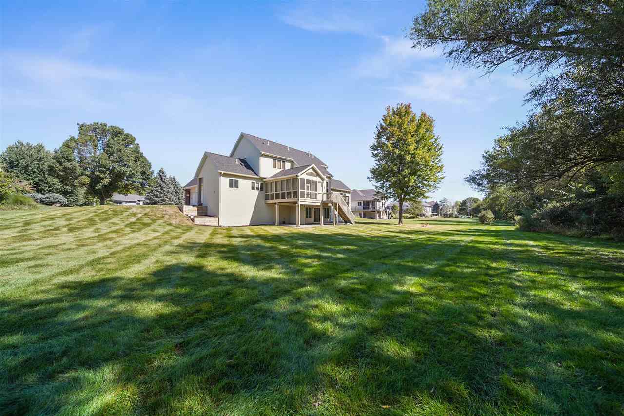 53 Burr Oak Court Iowa City IA 52246