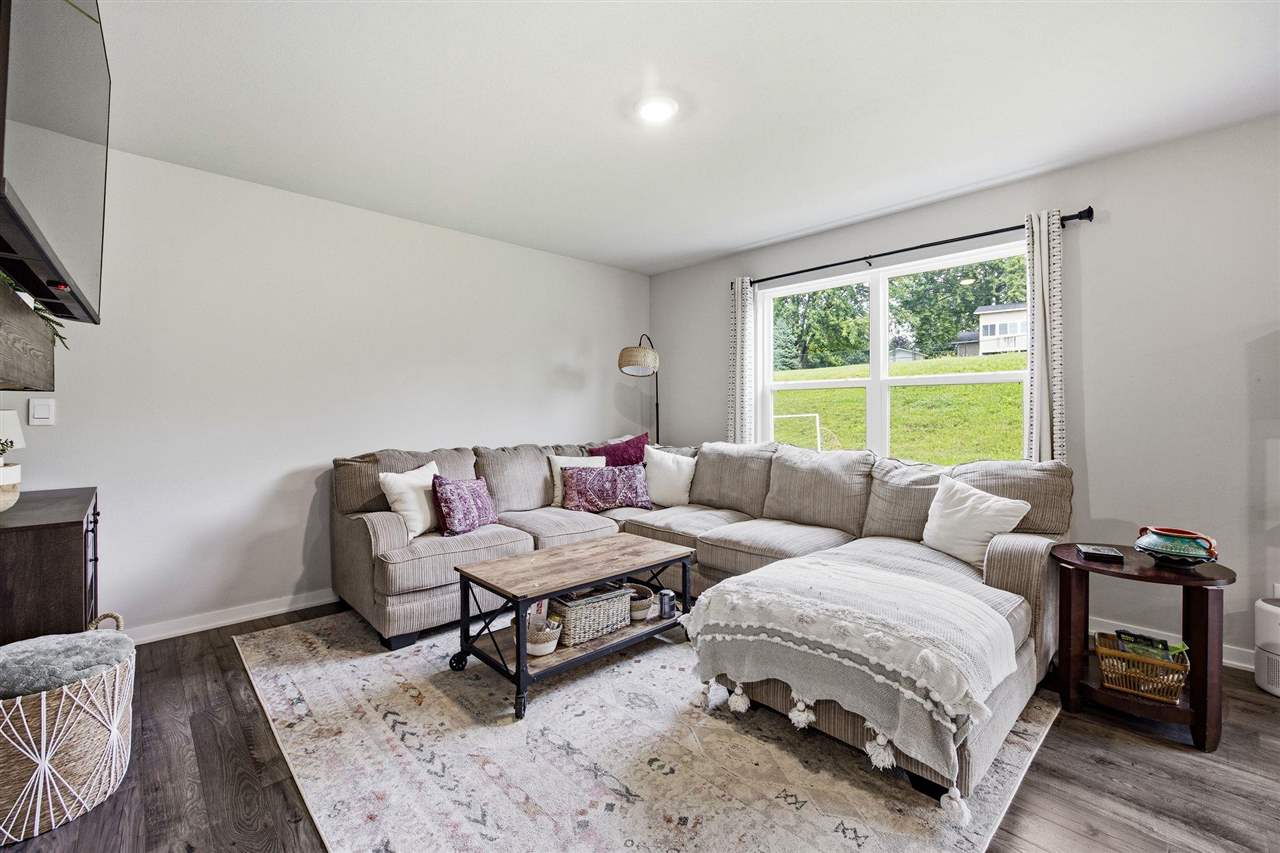 709 Prairie View Drive West Branch IA 52358