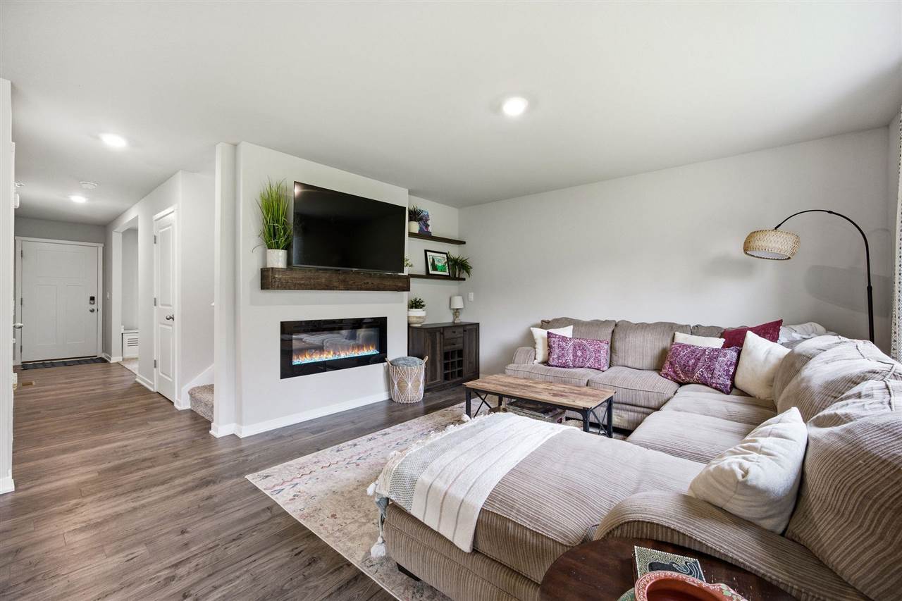 709 Prairie View Drive West Branch IA 52358