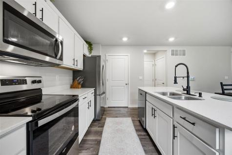 709 Prairie View Drive West Branch IA 52358