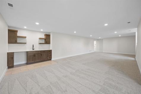 900 Yorkshire Street North Liberty IA 52317