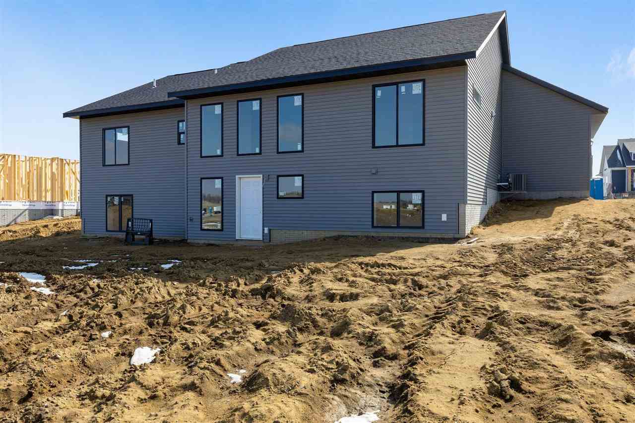 900 Yorkshire Street North Liberty IA 52317