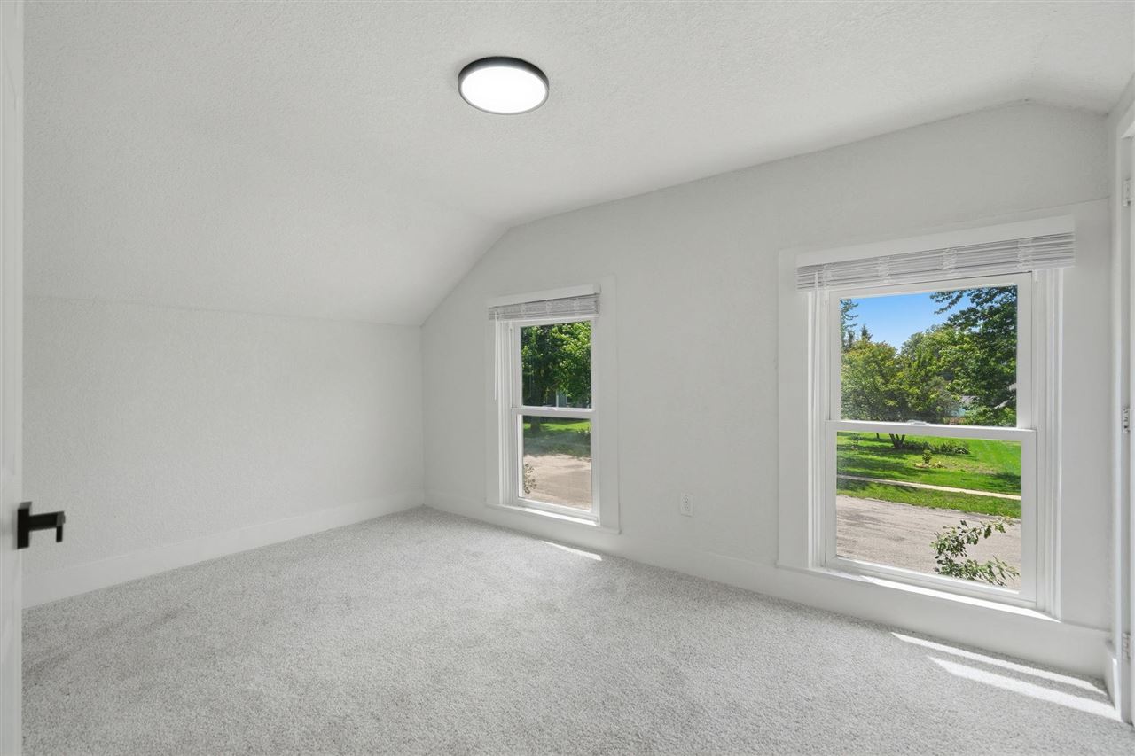 411 5th Avenue Clarence IA 52216