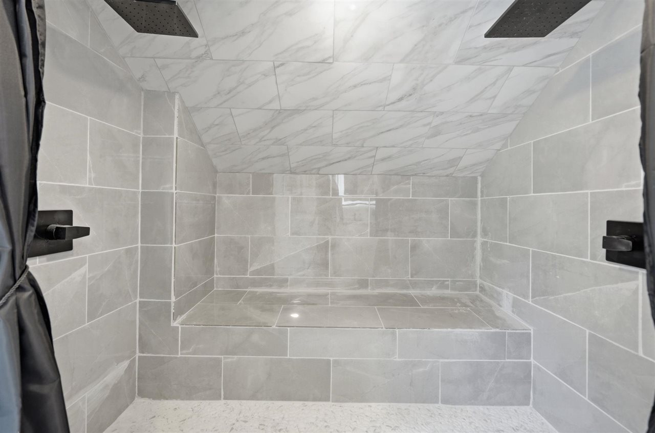 411 5th Avenue Clarence IA 52216