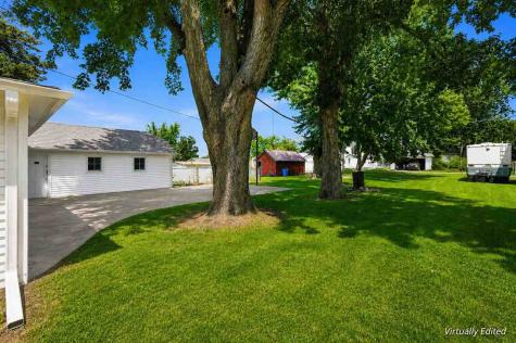 411 5th Avenue Clarence IA 52216
