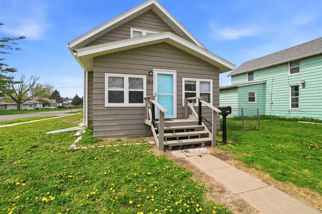 824 3rd Street Columbus Junction IA 52738
