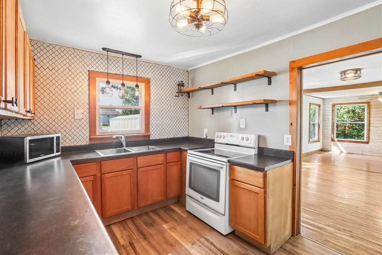 765 E Washington Street Marengo IA 52301