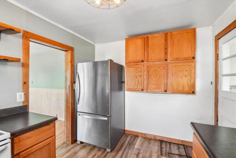 765 E Washington Street Marengo IA 52301