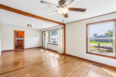 765 E Washington Street Marengo IA 52301