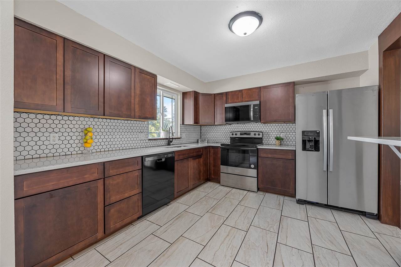 1608 Morris Avenue NW Cedar Rapids IA 52405