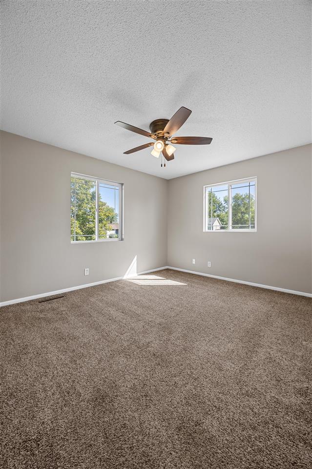 1608 Morris Avenue NW Cedar Rapids IA 52405