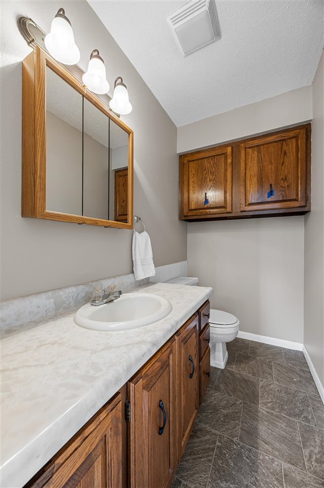 1608 Morris Avenue NW Cedar Rapids IA 52405