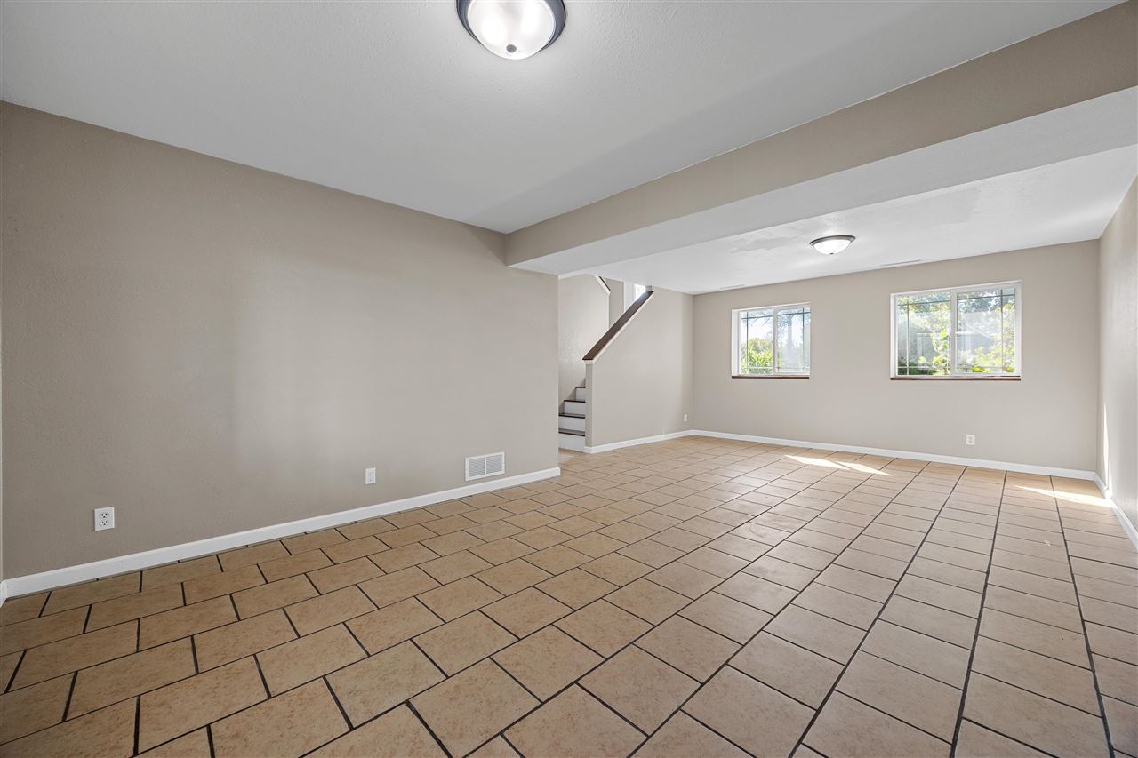 1608 Morris Avenue NW Cedar Rapids IA 52405