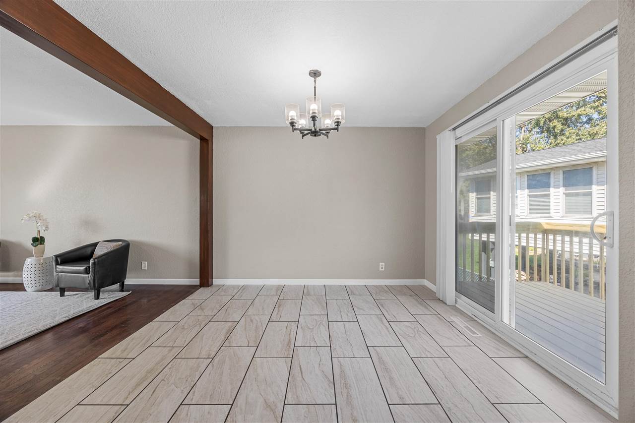 1608 Morris Avenue NW Cedar Rapids IA 52405