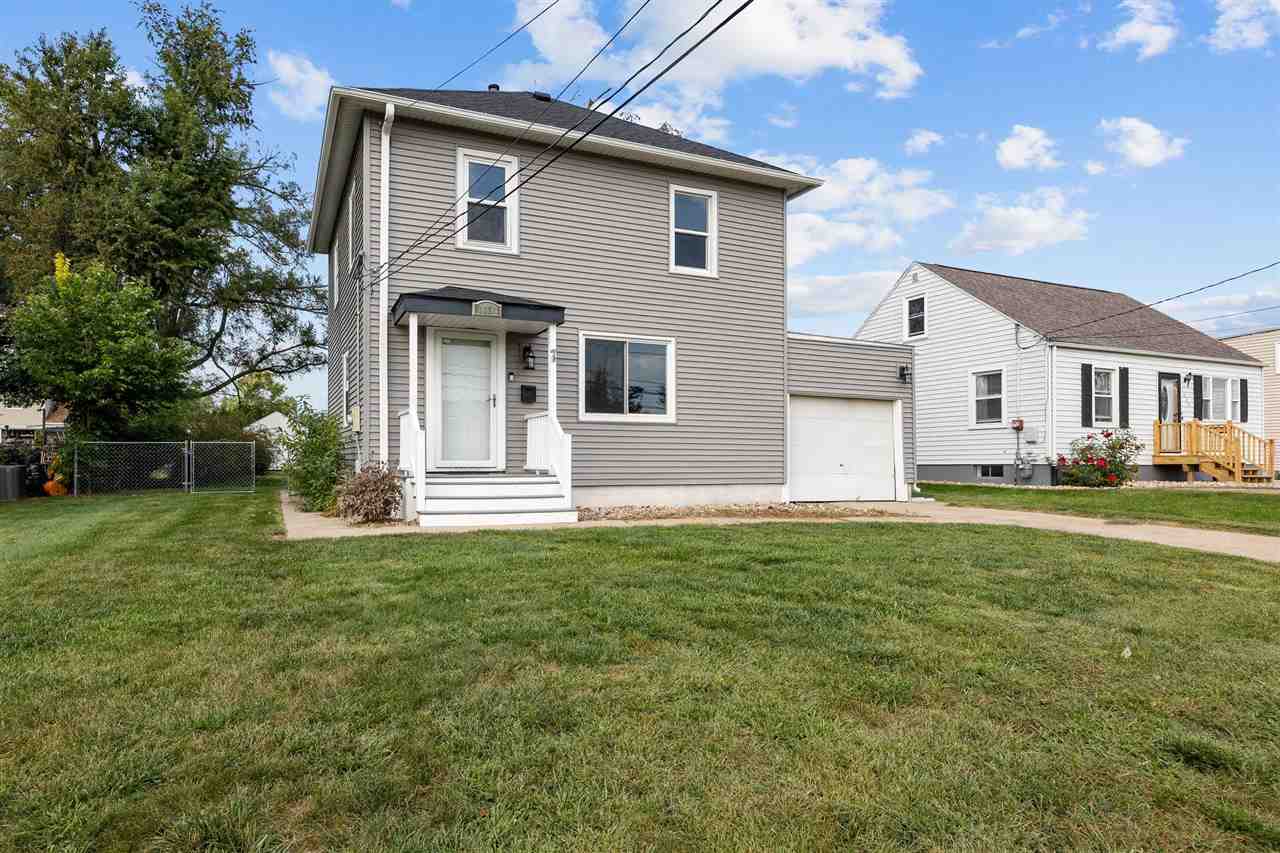 1032 34th Street NE Cedar Rapids IA 52402