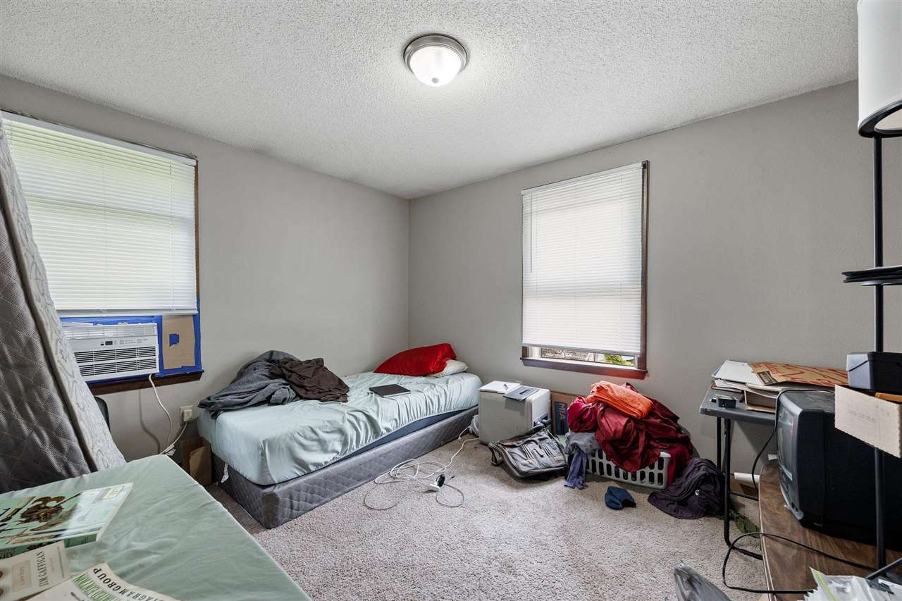911 Rundell Street Iowa City IA 52240