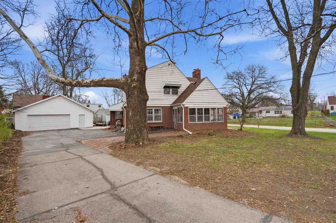 1119 Hyde Drive Des Moines IA 50315