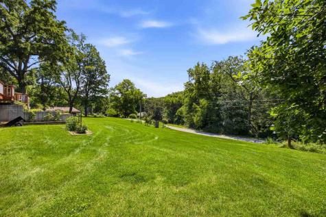 3429 Ridgecrest Drive North Liberty IA 52317